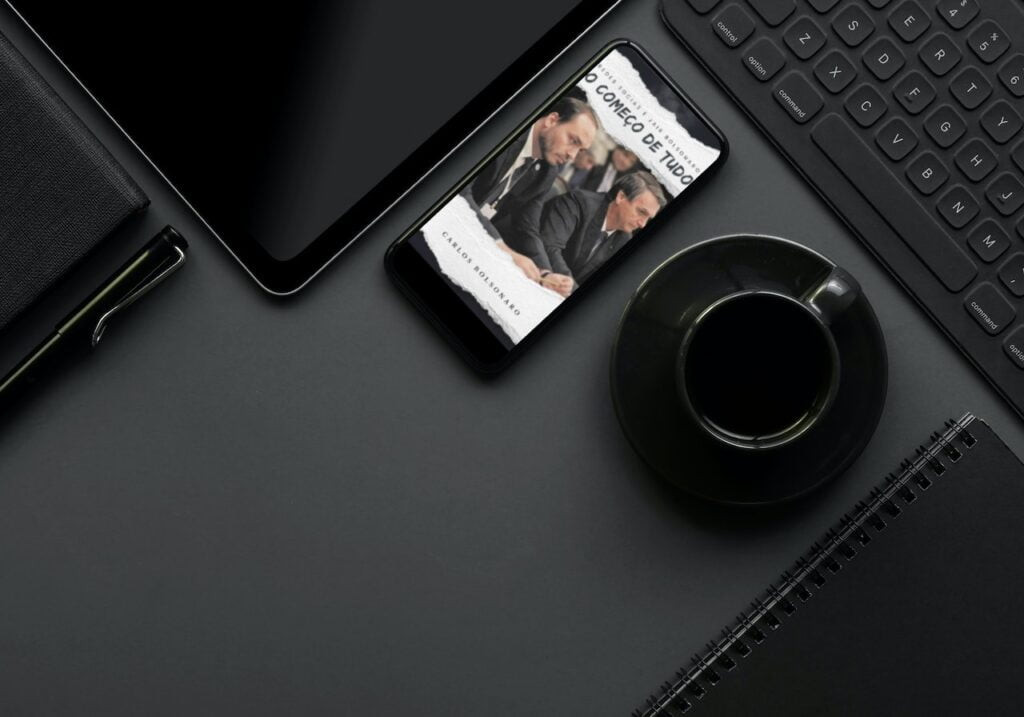 redes-sociais-jair-bolsonaro-autor-carlos-bolsonaro-pdf-1024x717 Ebook: Redes Sociais Jair Bolsonaro – O Começo de Tudo ( autor Carlos Bolsonaro)