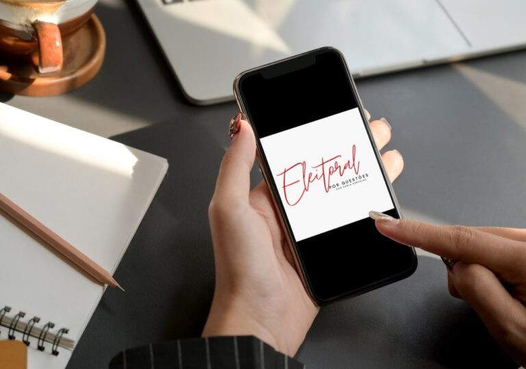 Eleitoral por Questões por Carla Patrícia – “questões de direito eleitoral para concursos”