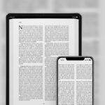 Capa do livro 'Puritanos: Suas Origens e seus Sucessores' com retrato de Martyn Lloyd‑Jones e silhuetas de reformadores puritanos sobre pergaminhos antigos.